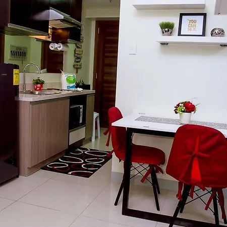 Ezeniel'S Place At Horizons 101 Condominium Cebu Exterior photo