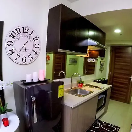 Ezeniel'S Place At Horizons 101 Condominium Cebu Exterior photo