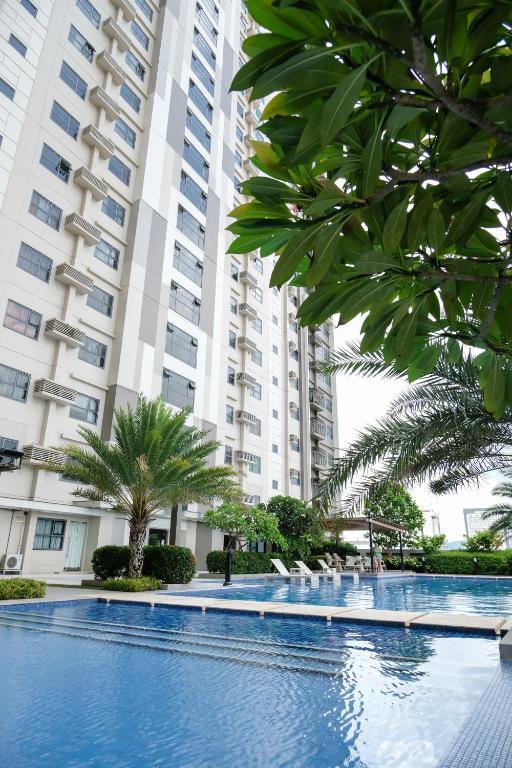 Ezeniel's Place At Horizons 101 * Cebu