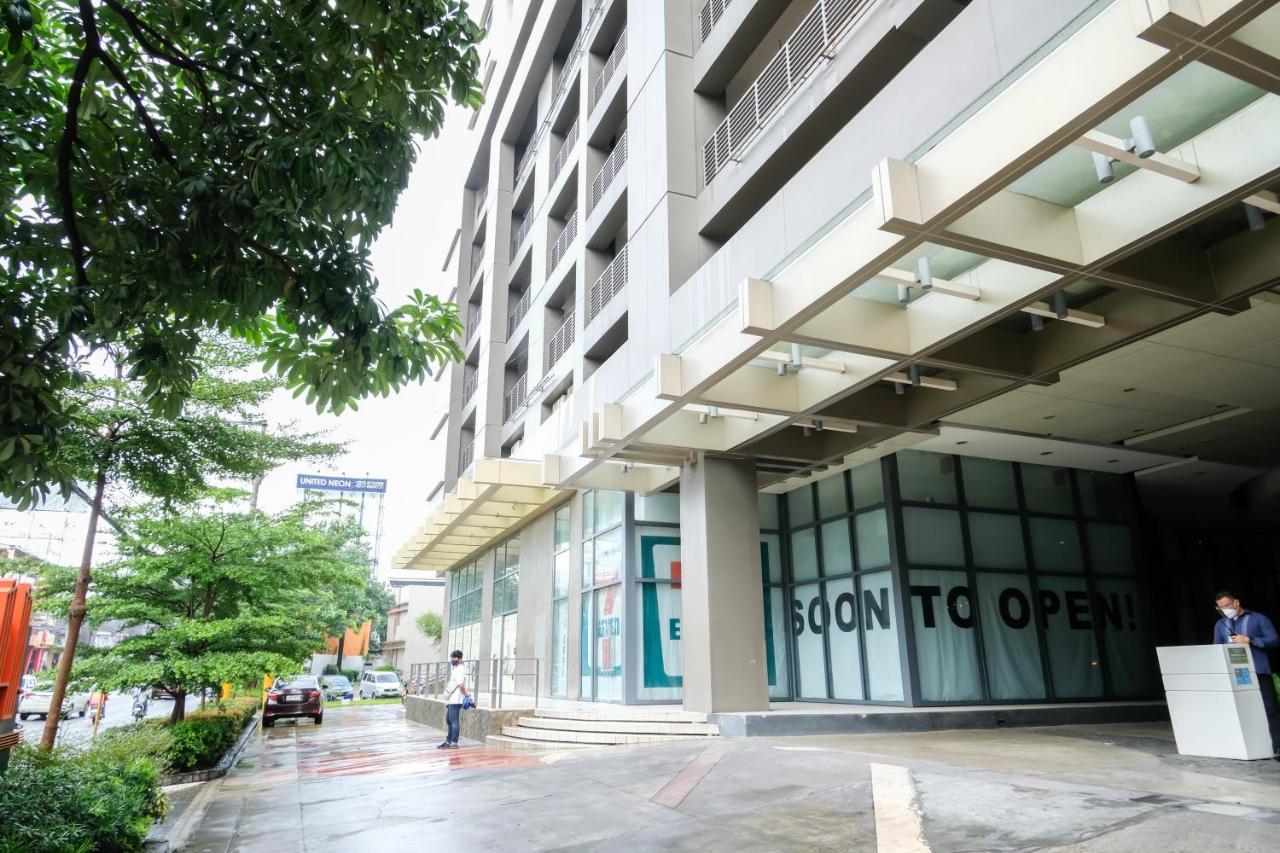 Ezeniel's Place At Horizons 101 Apartment *