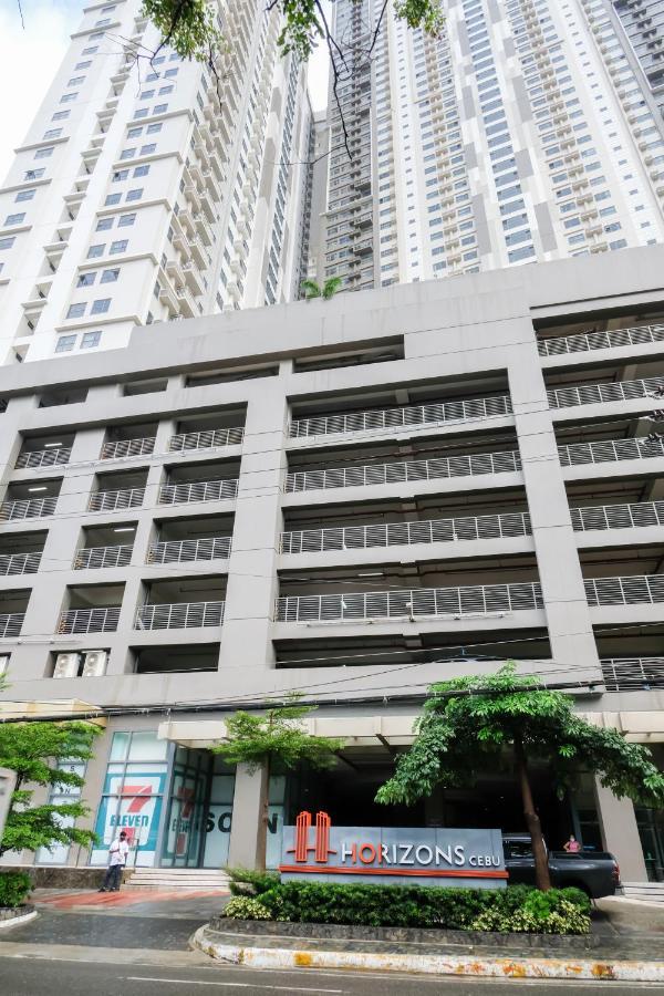 Ezeniel's Place At Horizons 101 * Cebu